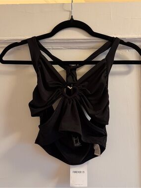 Forever 21 Black Heart Cutout Halter Crop Top NWT M